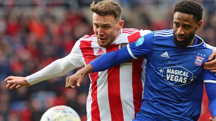 soi kèo Sunderland cùng Ipswich