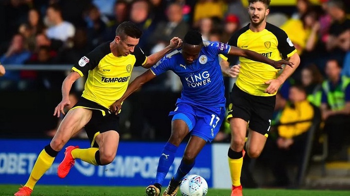 soi kèo Burton Albion cùng Leicester